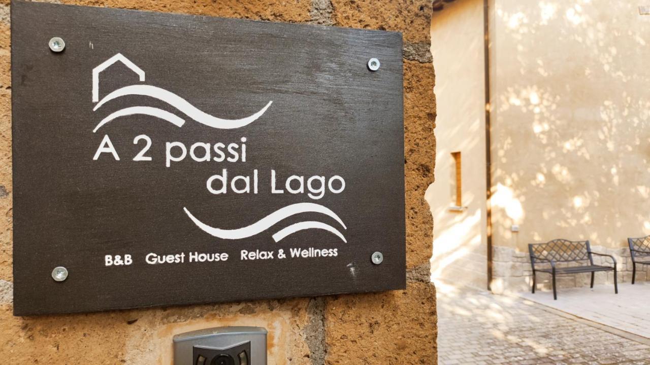 A 2 Passi Dal Lago Grotte di Castro Exterior photo